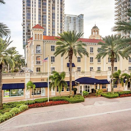 Hampton Inn & Suites St. Petersburg/Downtown Eksteriør billede